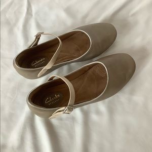 Clark’s Artisan Flats